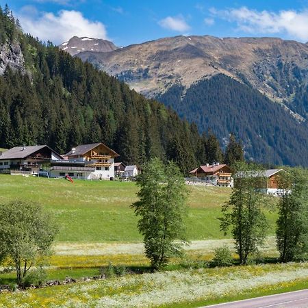 Gasthof Rabenstein Sarentino Eksteriør billede